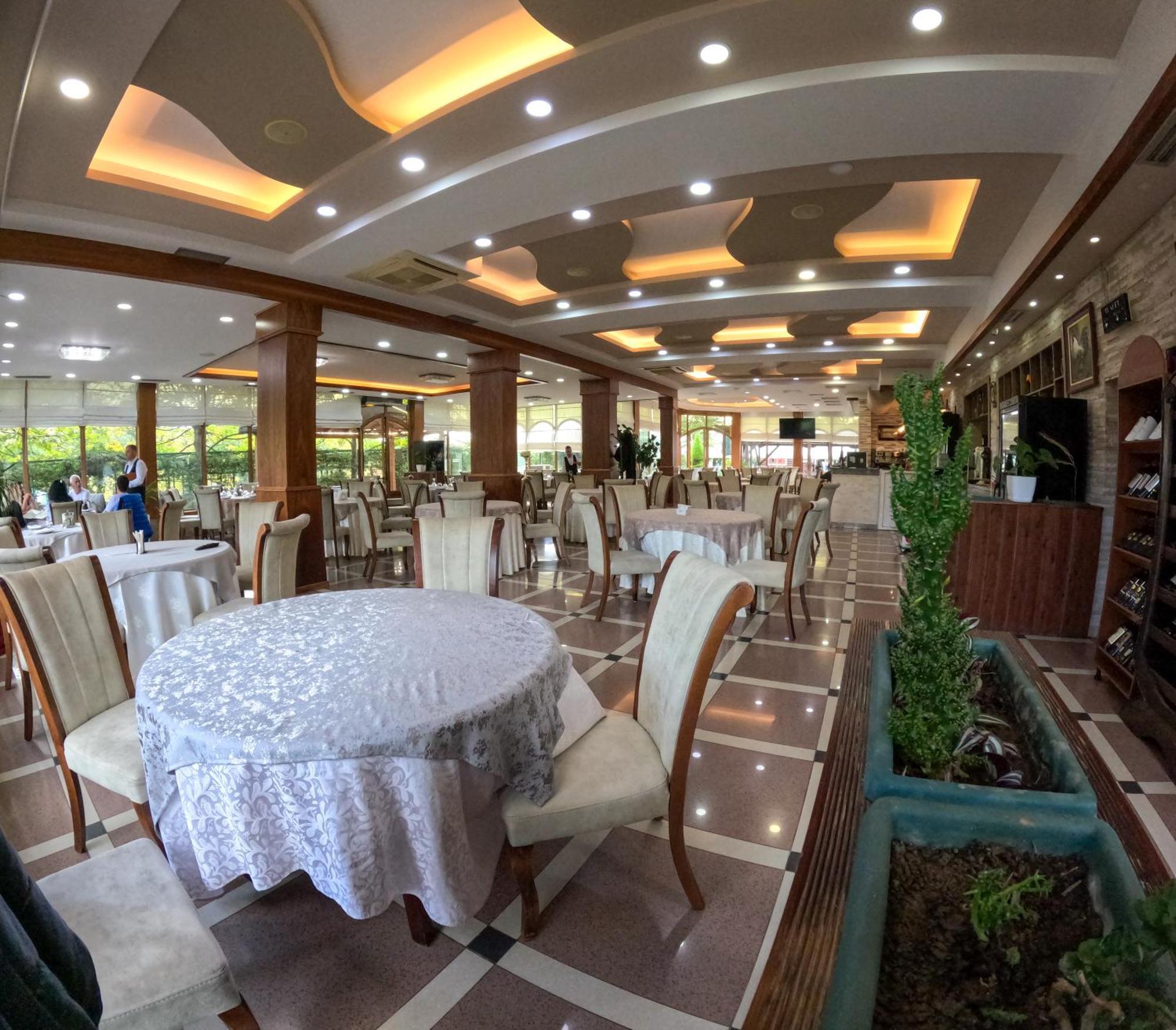Buna Park Hotel Shkodër Eksteriør bilde