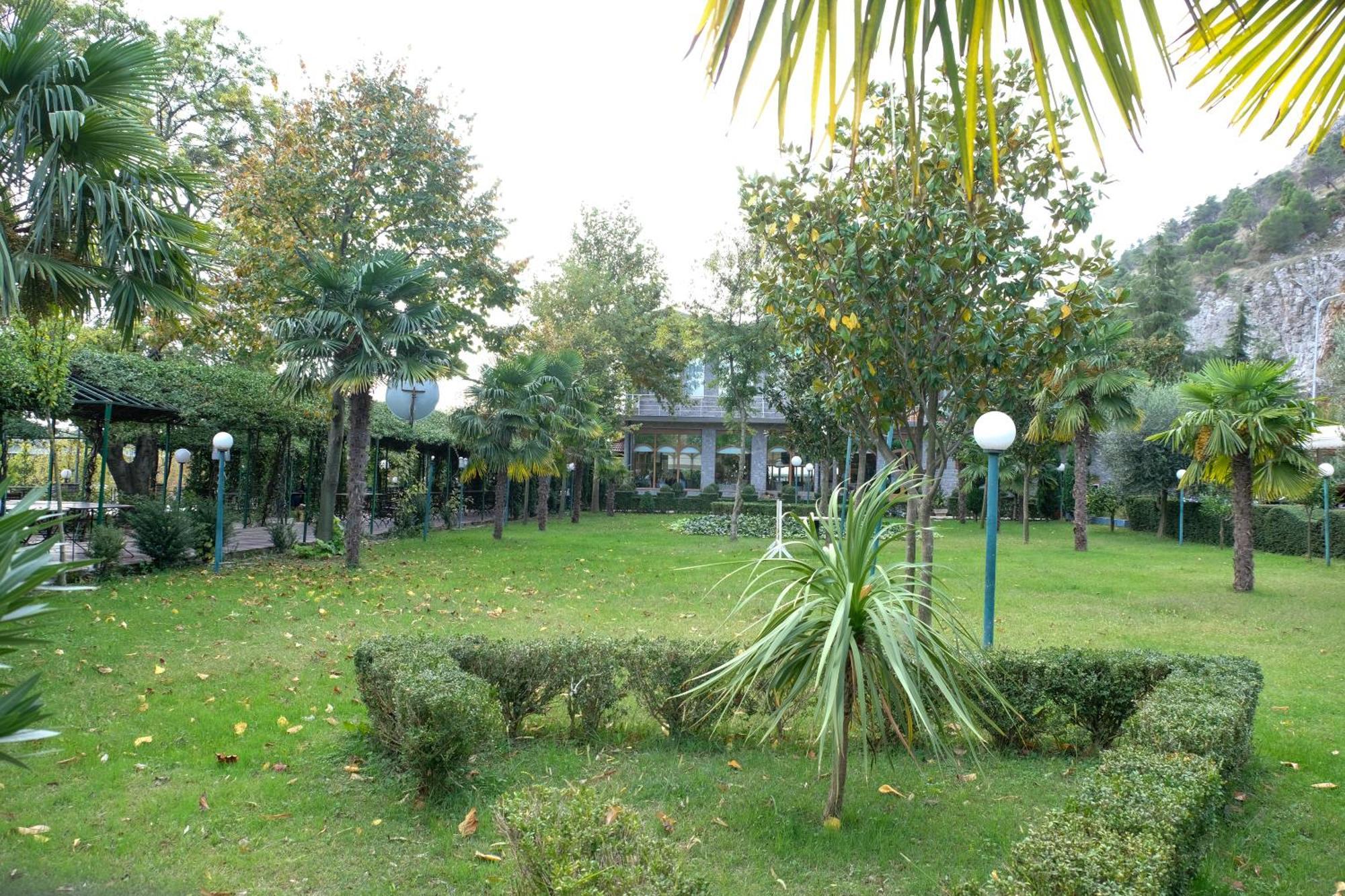 Buna Park Hotel Shkodër Eksteriør bilde