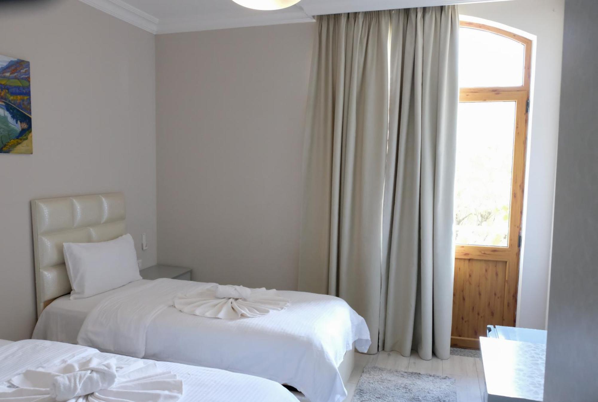 Buna Park Hotel Shkodër Eksteriør bilde